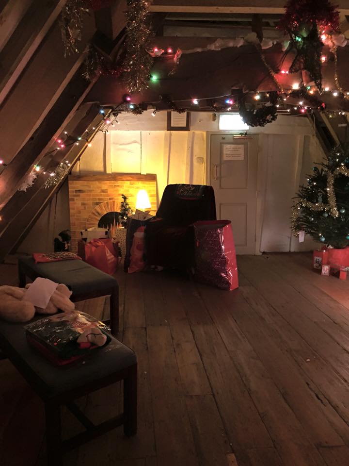 Santa's Grotto Alford Manor House 2015