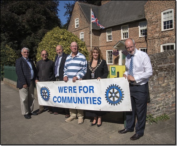 Defibrillator Launch at Alford Manor House