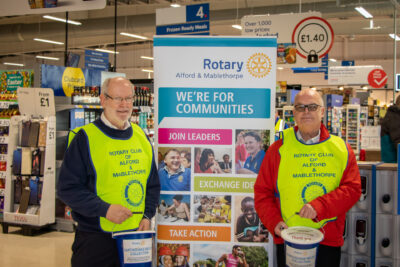 Rotarians Nigel Collins and Colin Harpham at Mablethorpe Tesco